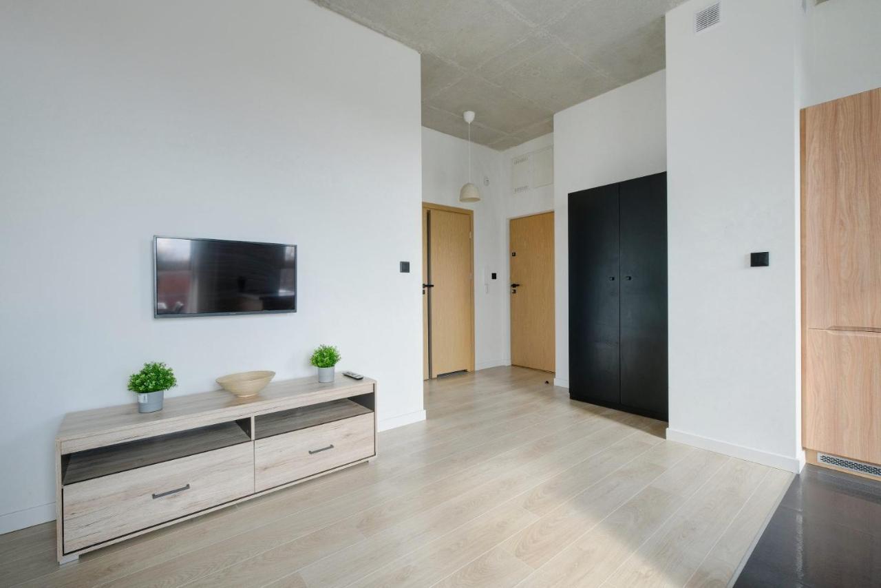 Apartamenty Patriotow 303 วอร์ซอ ภายนอก รูปภาพ
