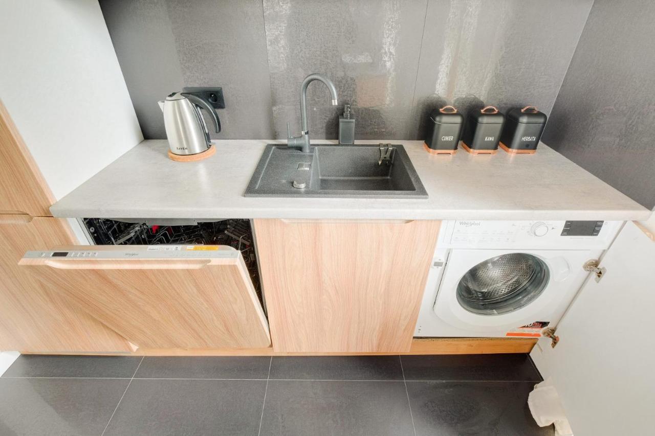 Apartamenty Patriotow 303 วอร์ซอ ภายนอก รูปภาพ