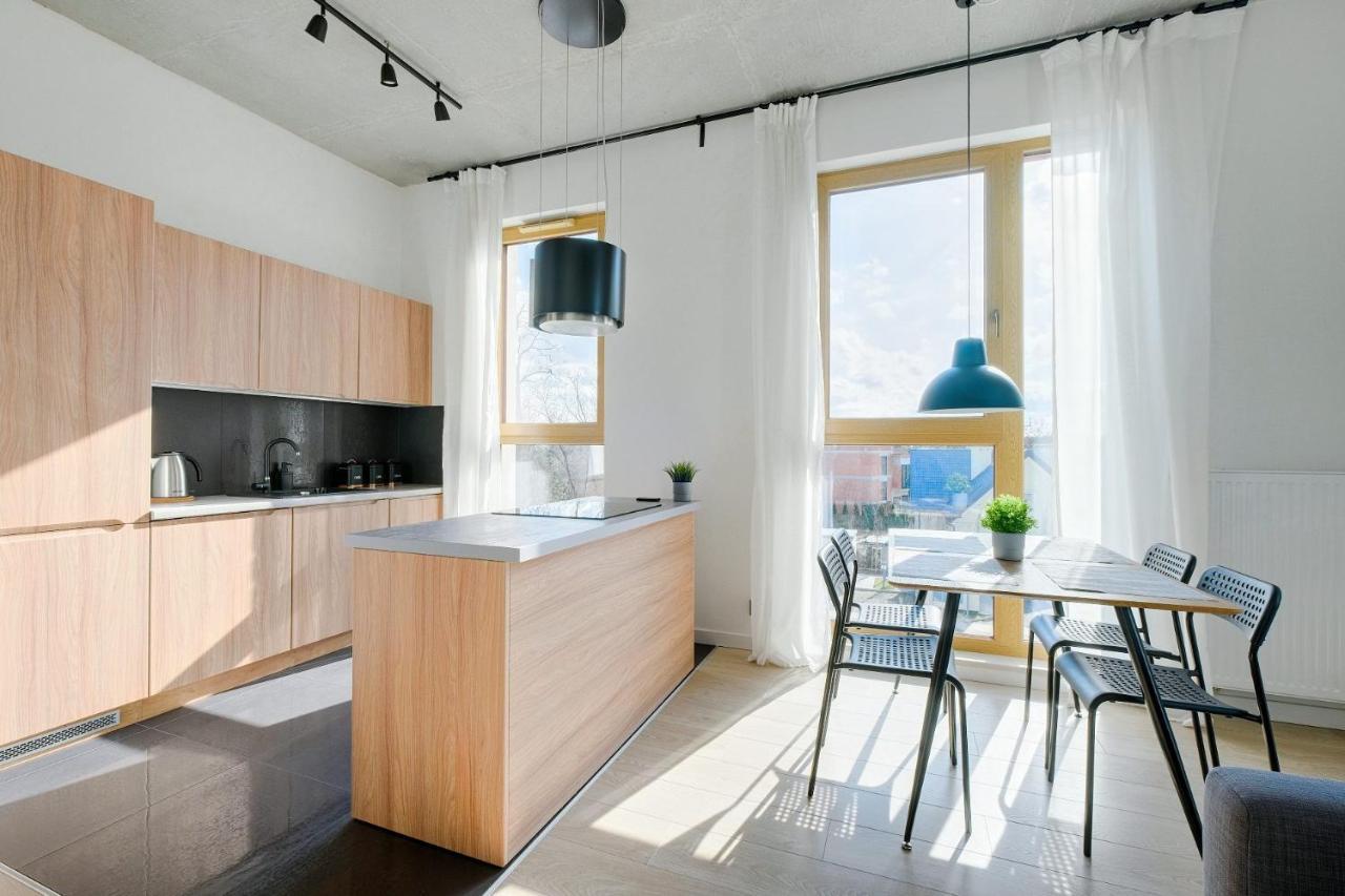 Apartamenty Patriotow 303 วอร์ซอ ภายนอก รูปภาพ